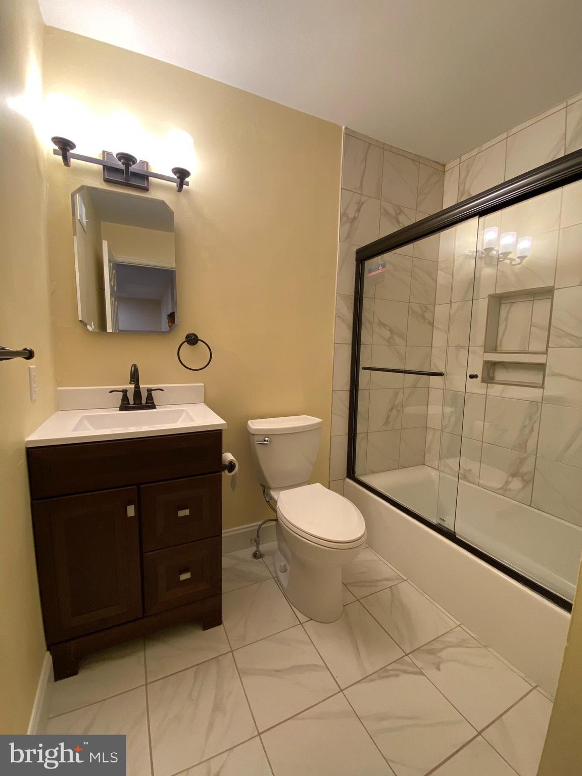 VALLEY STREAM - Residential Lease