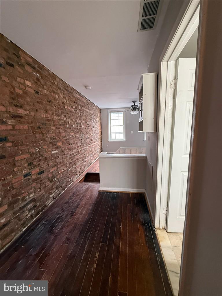 BUTCHERS HILL - Residential