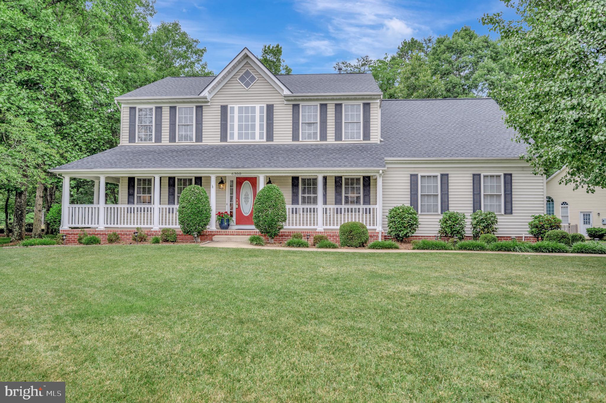 FOX POINT - Residential