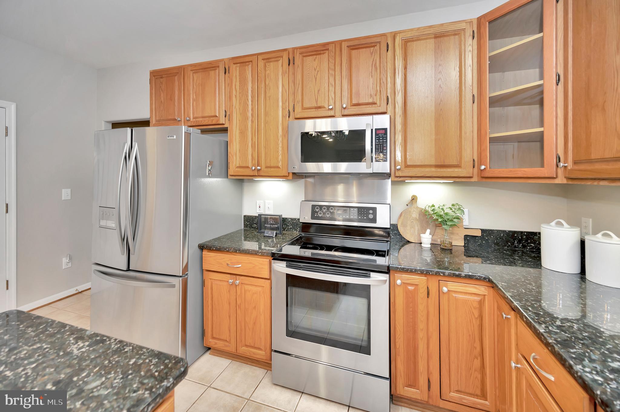 FOX POINT - Residential