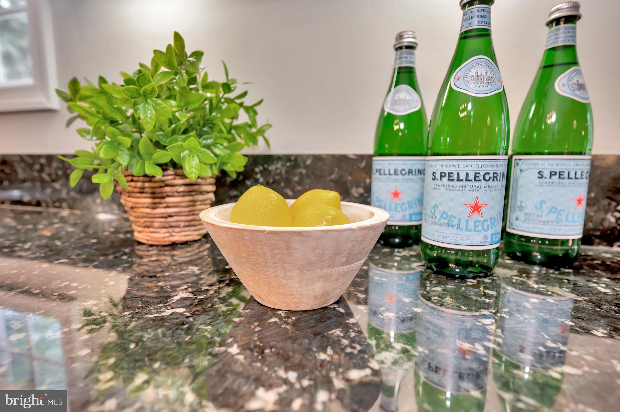 FOX POINT - Residential