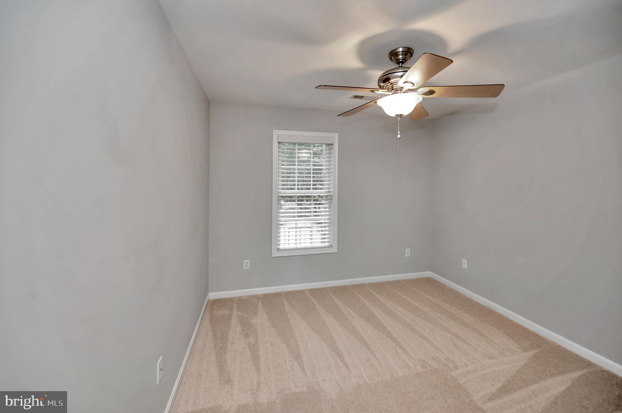 FOX POINT - Residential