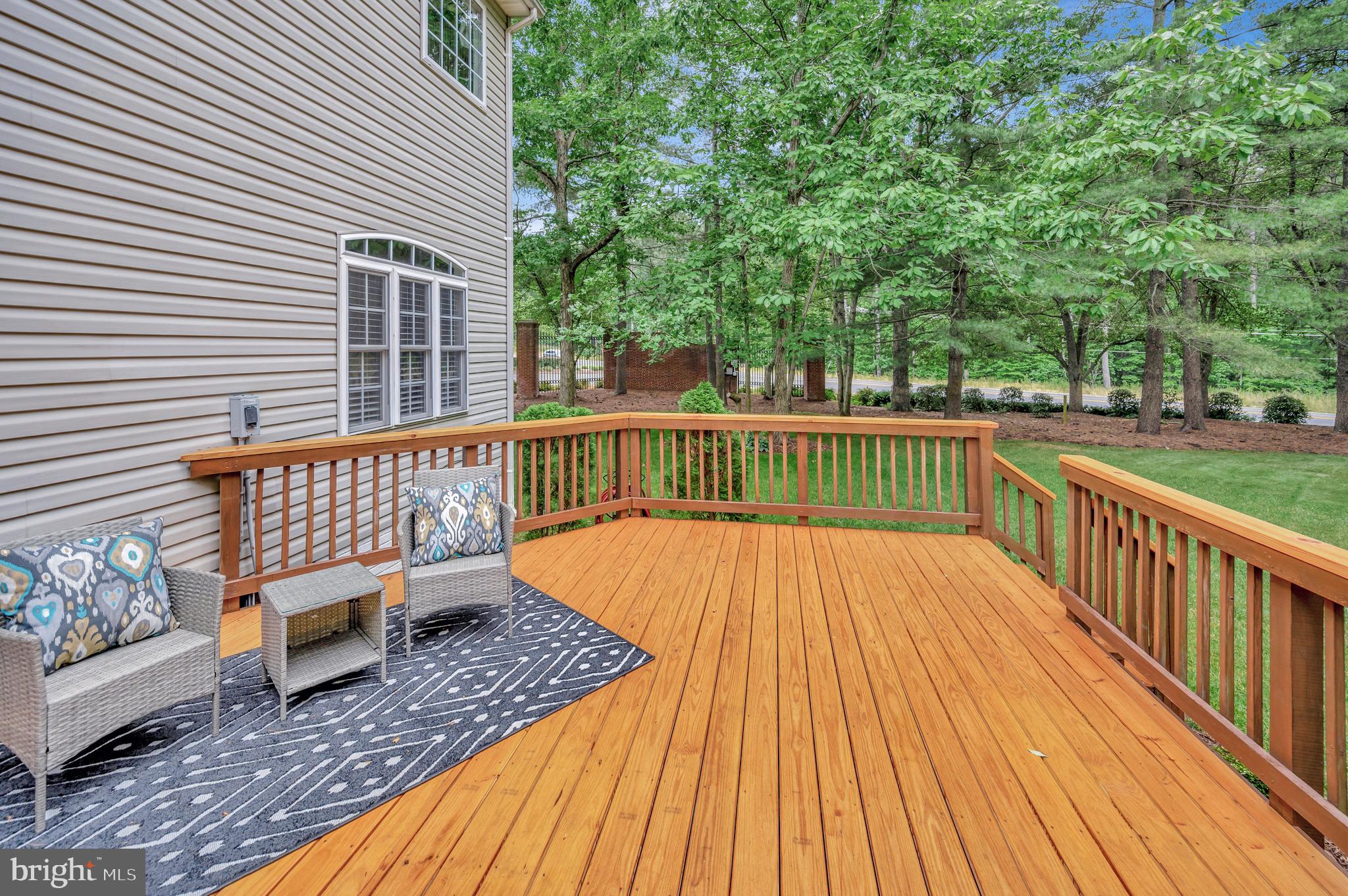 FOX POINT - Residential