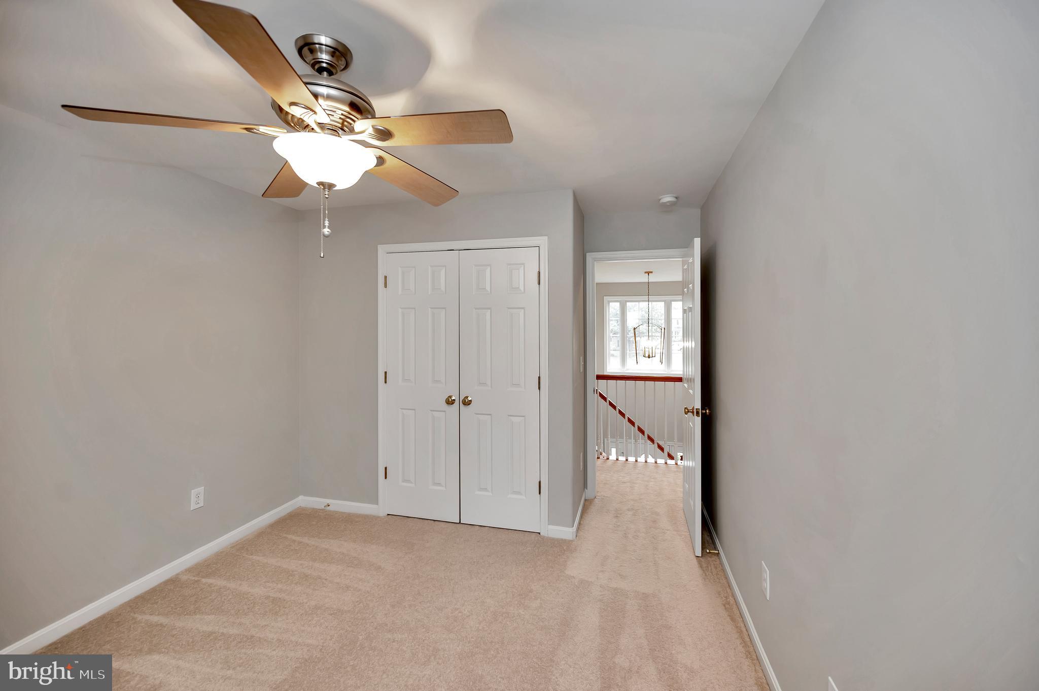 FOX POINT - Residential