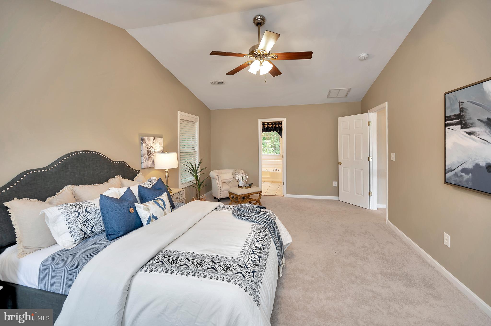 FOX POINT - Residential