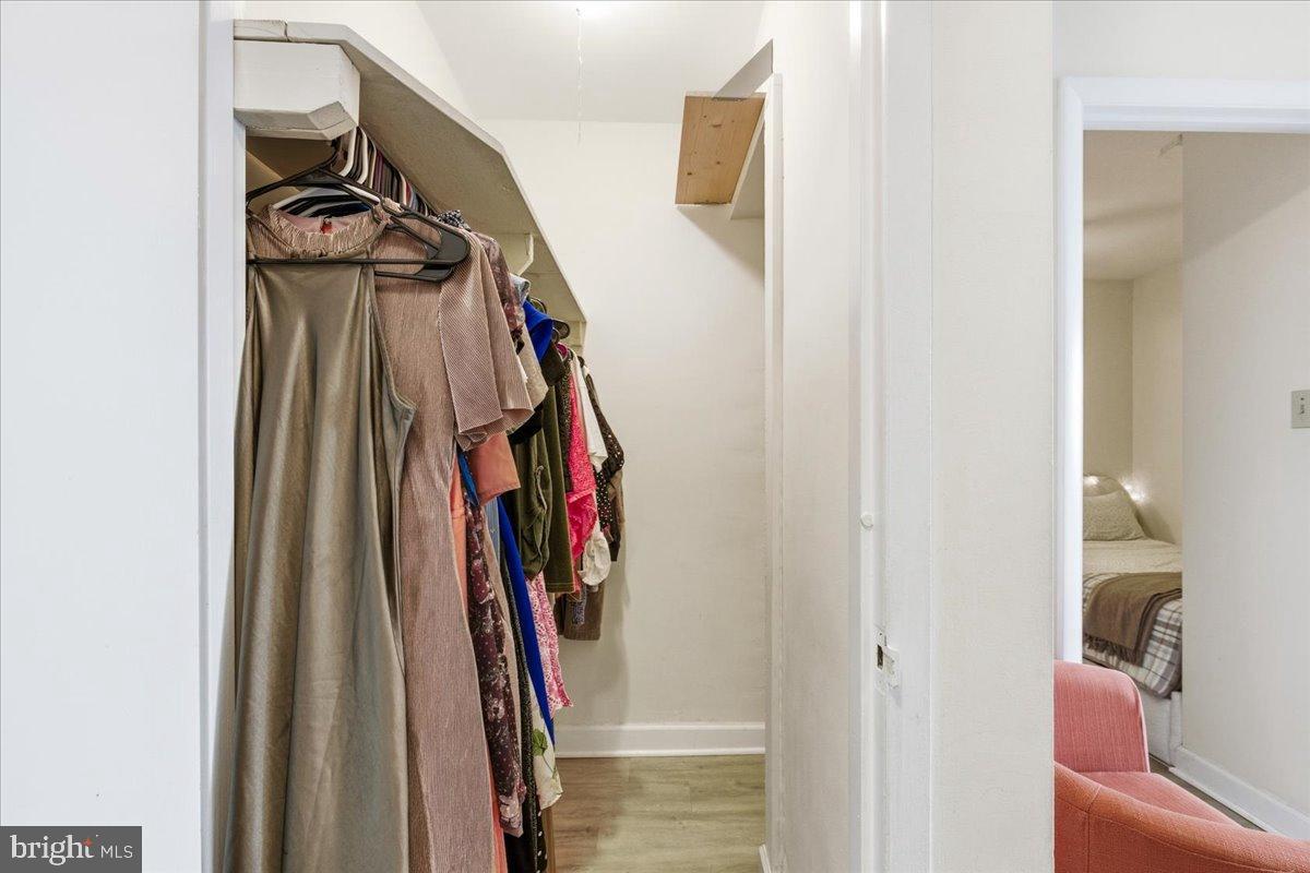 RIVER PLACE - Residential Lease