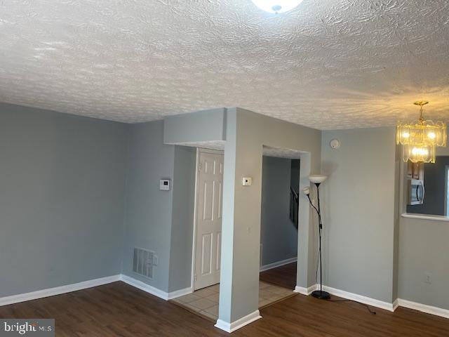 HILLCREST TOWNE - Residential