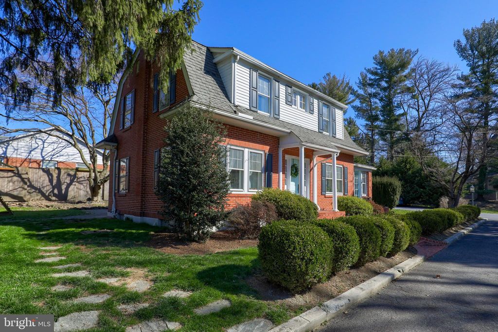 Photo of 1712 LYNDON AVE, LANCASTER, PA 17602 (MLS # PALA2031688)