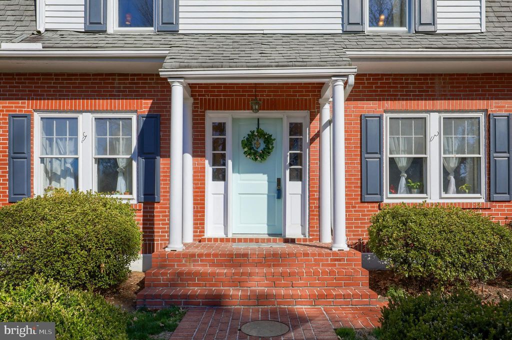 Photo of 1712 LYNDON AVE, LANCASTER, PA 17602 (MLS # PALA2031688)