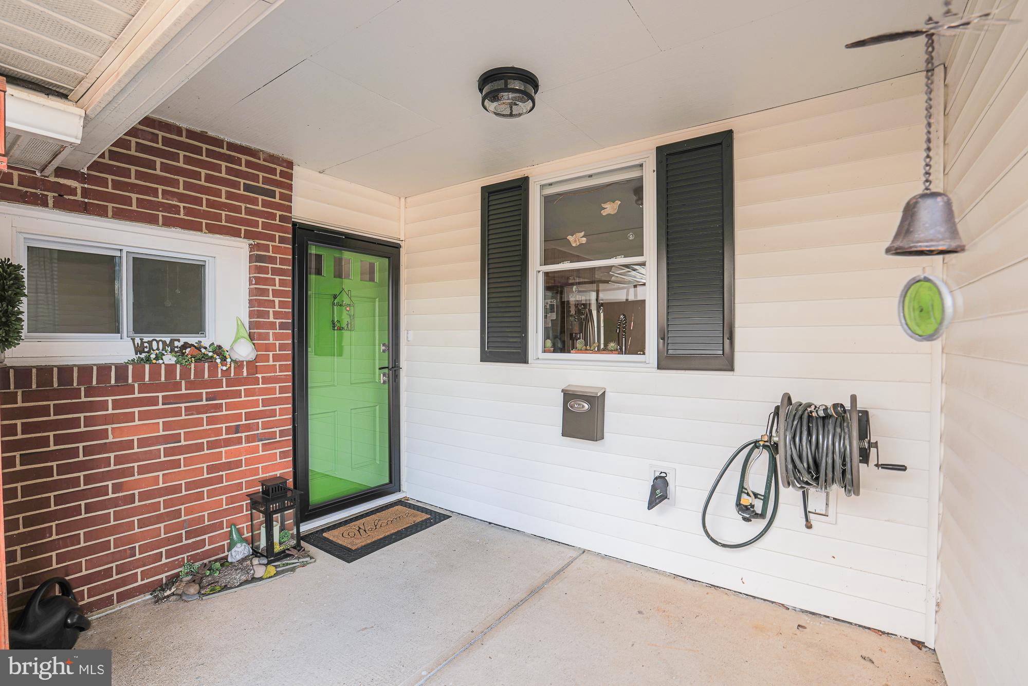 2919 STONYBROOK DRIVE