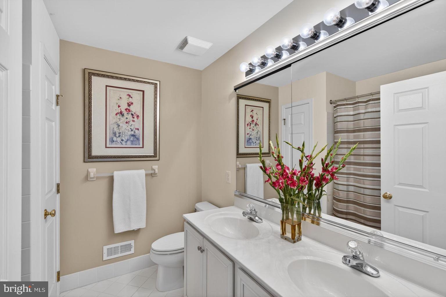 ARBOR POINT - Residential