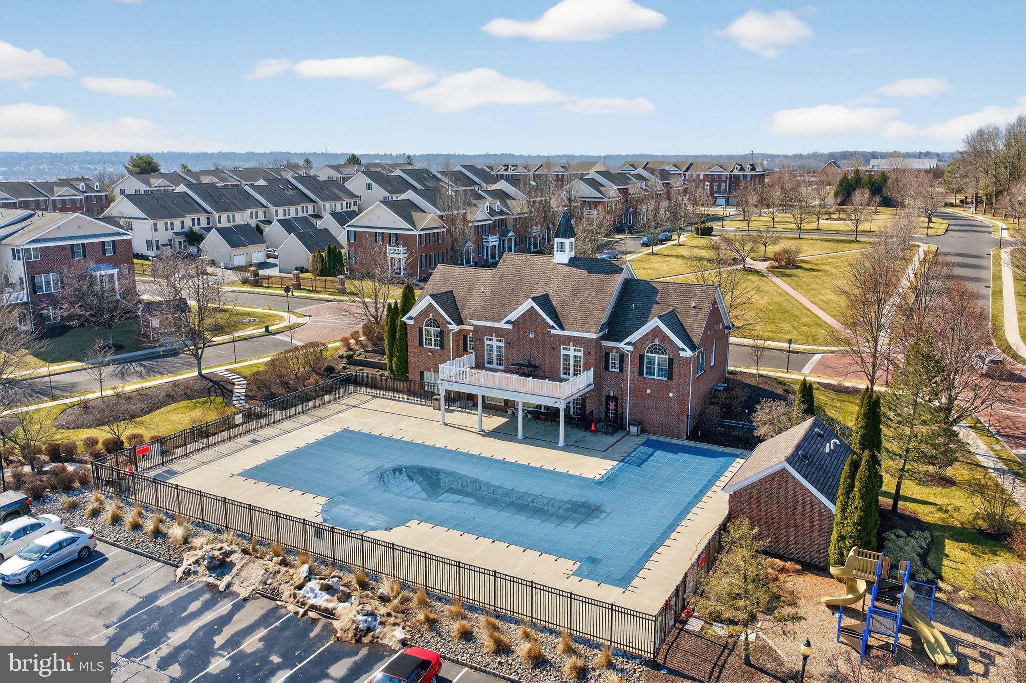 ARBOR POINT - Residential