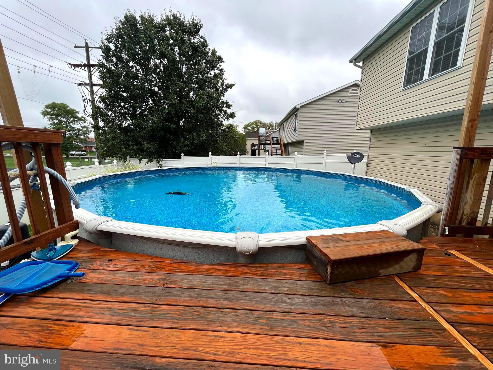 EASTSIDE VILLAGE - Residential