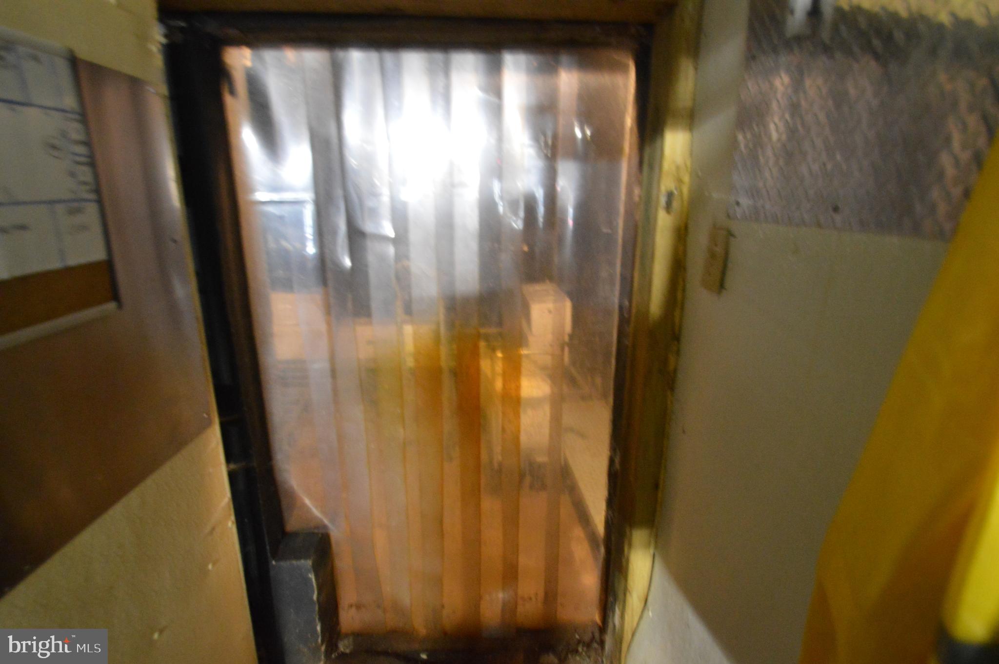 ITALIAN MARKET - Commercial Sale