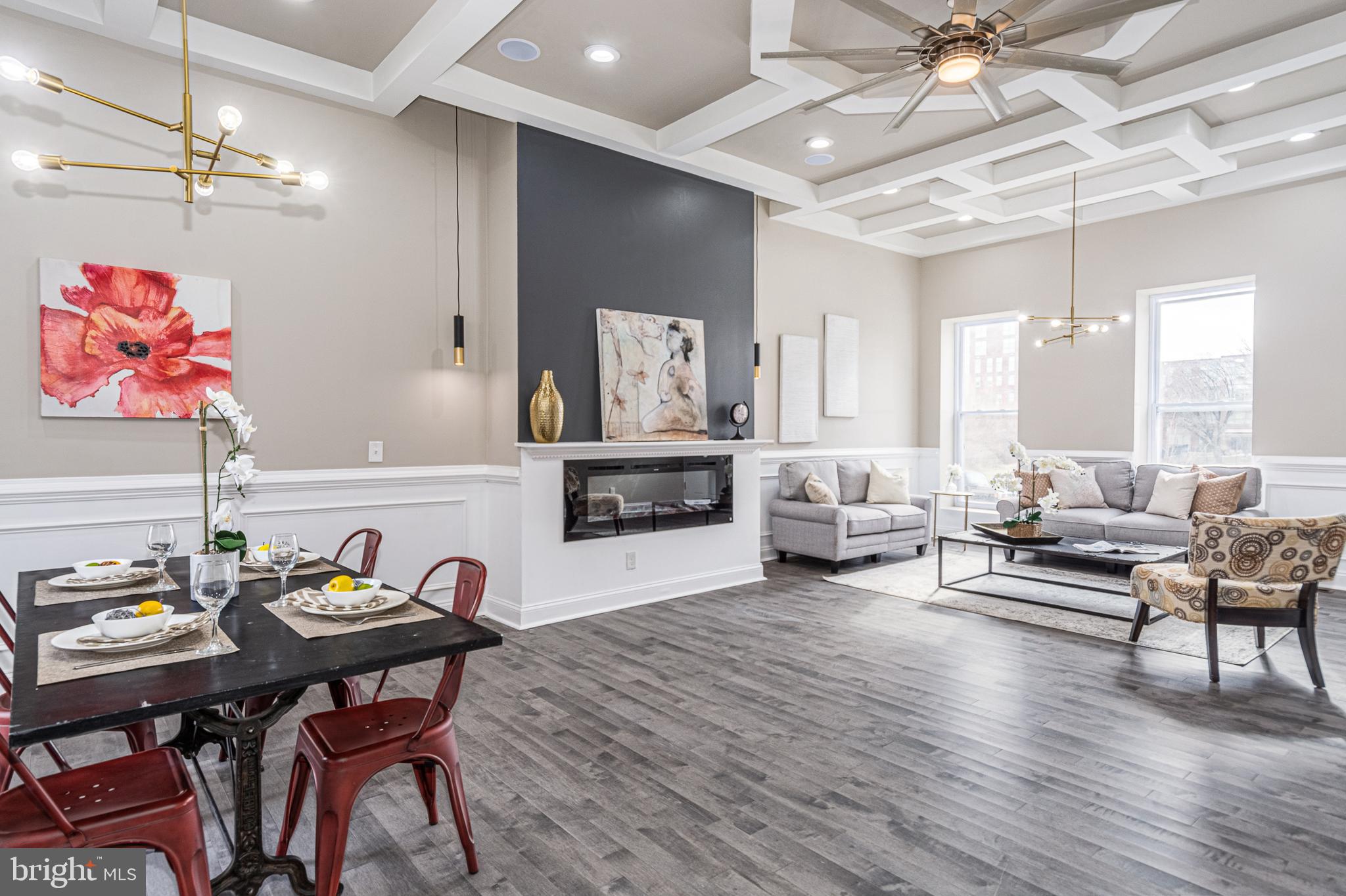 HOLLINS MARKET - Residential