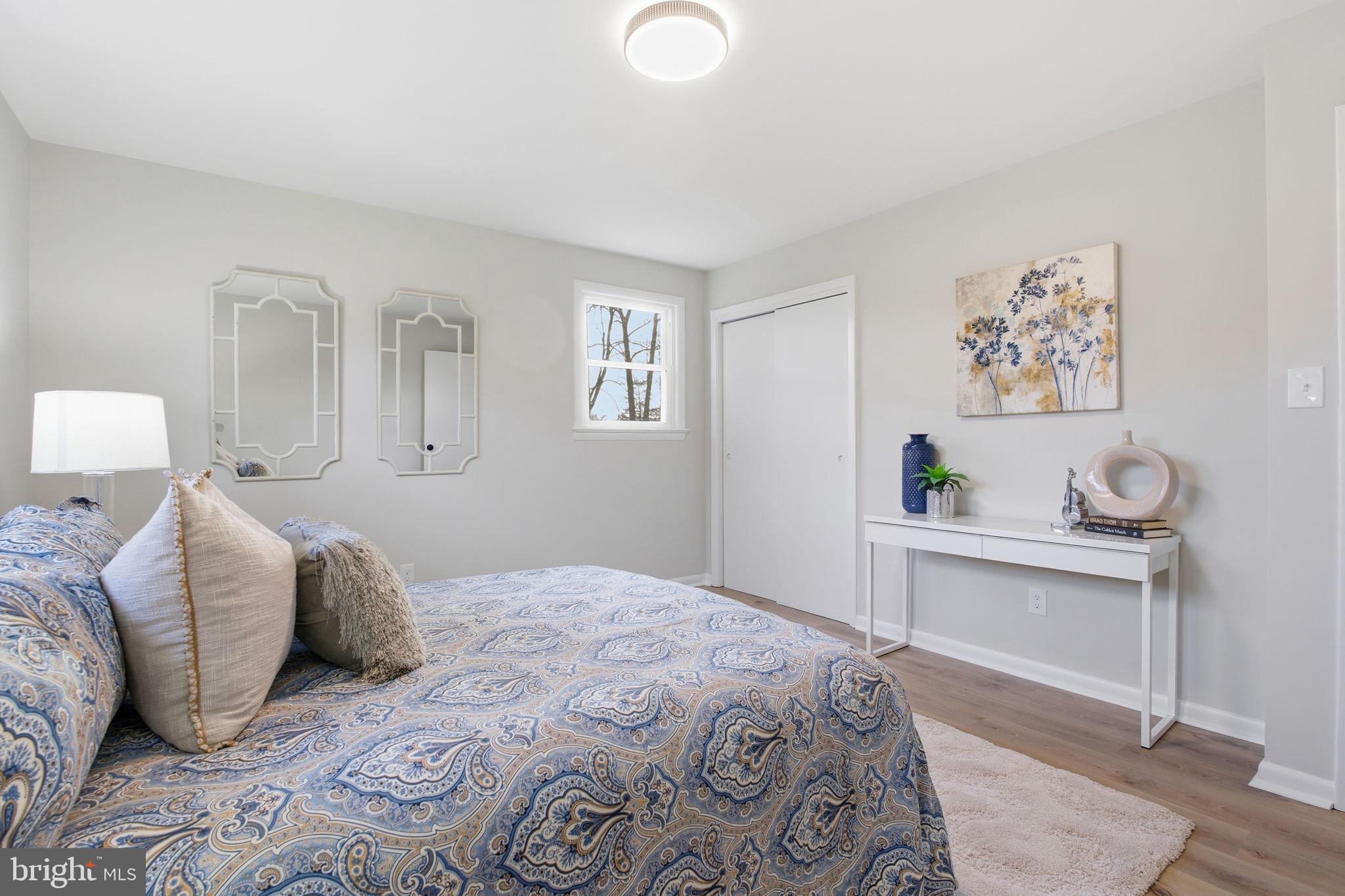 SHERWOOD FOREST - Residential