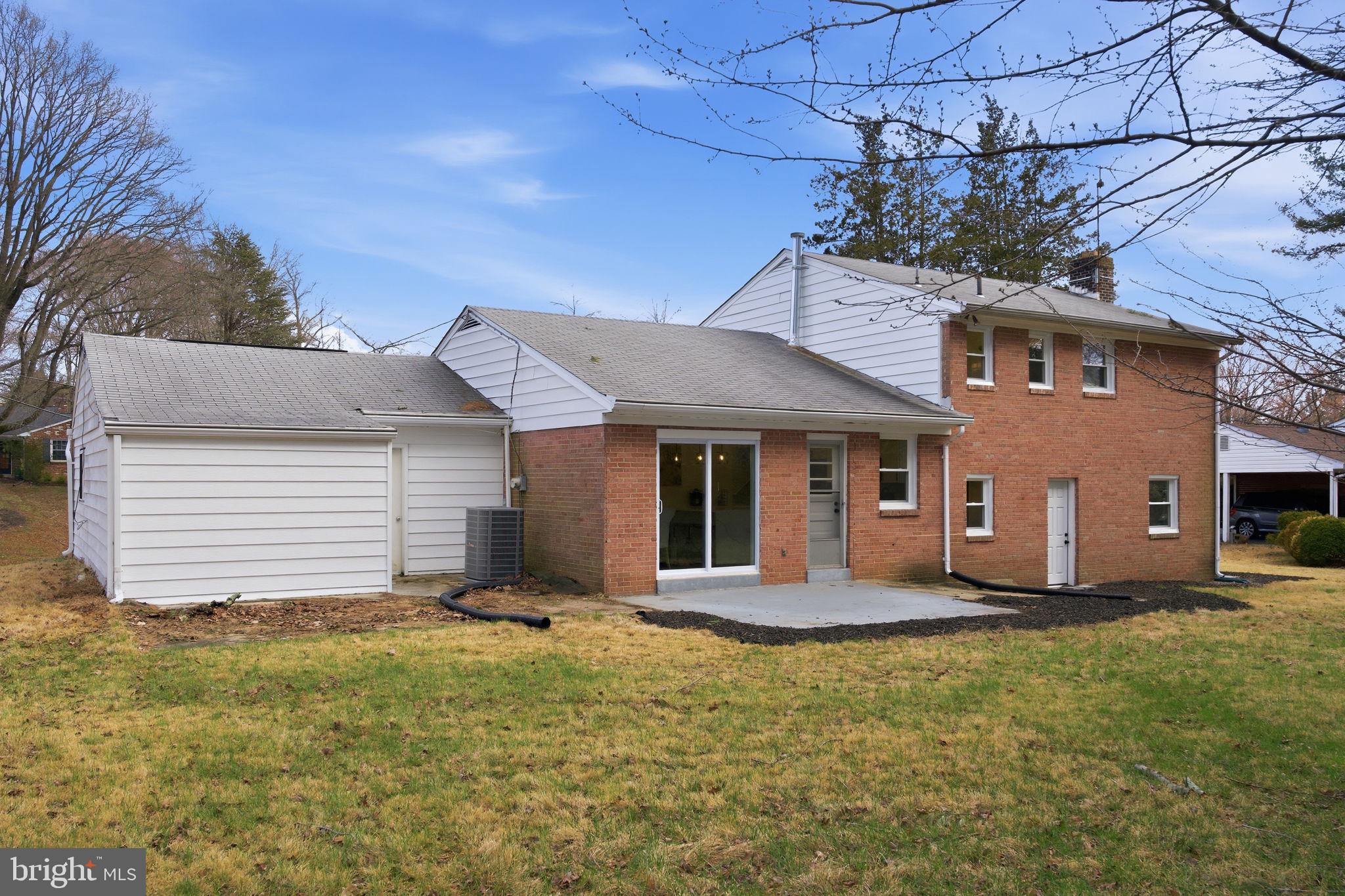 SHERWOOD FOREST - Residential