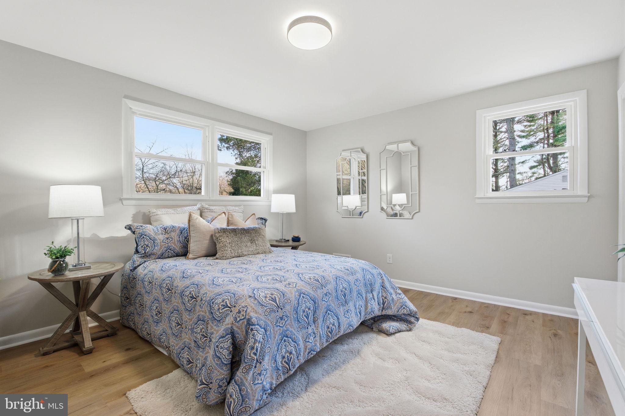 SHERWOOD FOREST - Residential