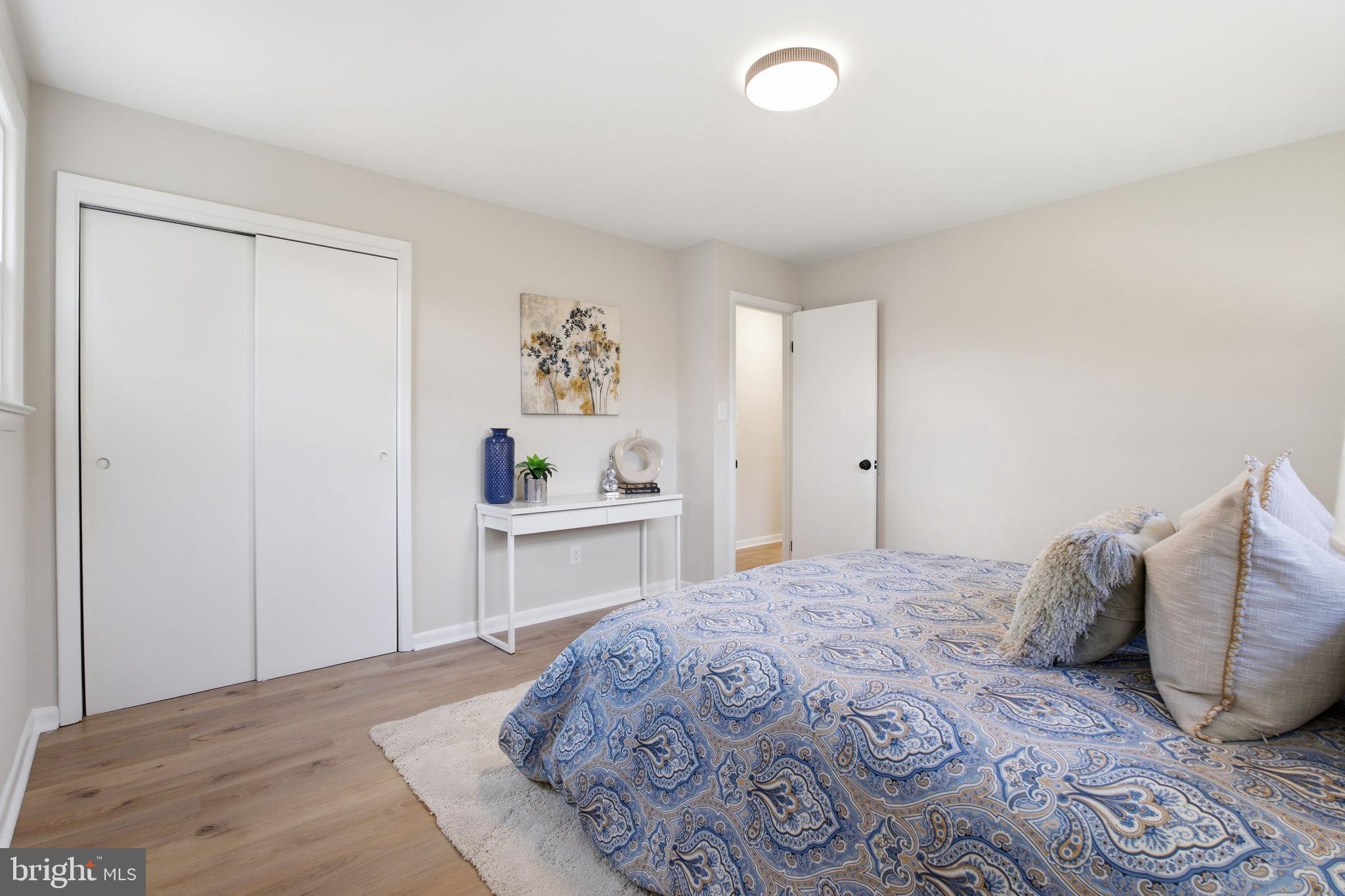 SHERWOOD FOREST - Residential