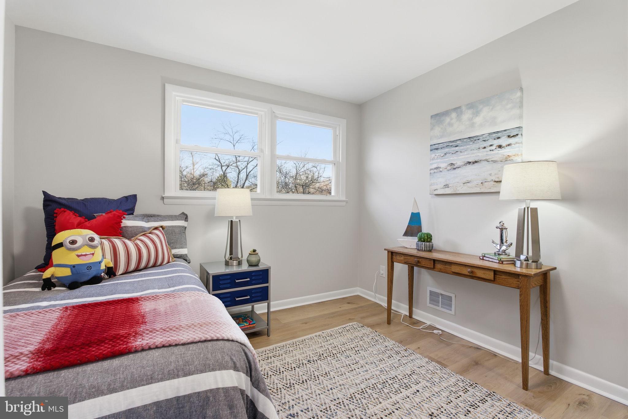 SHERWOOD FOREST - Residential