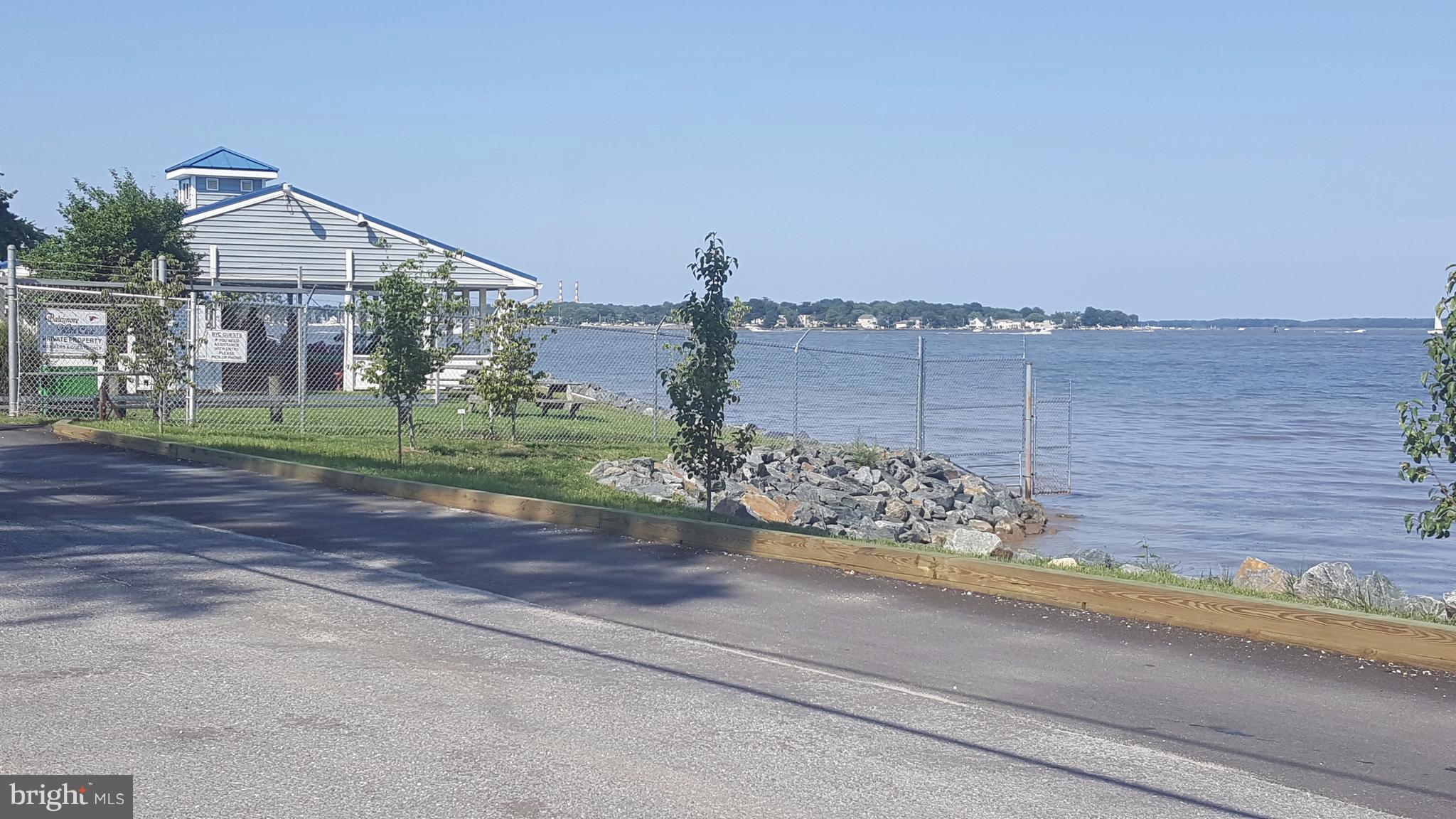 ESSEX - Commercial Sale