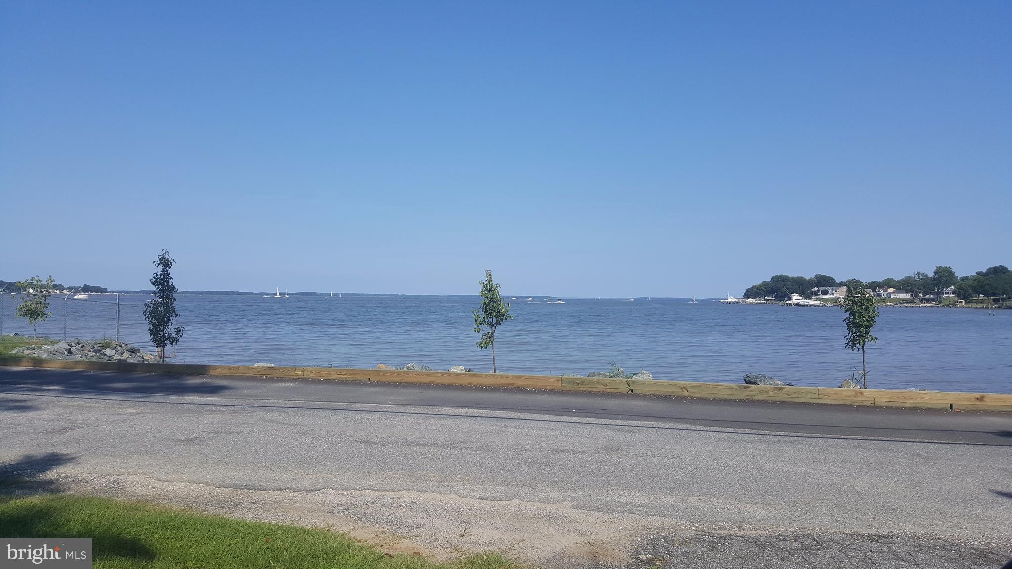 ESSEX - Commercial Sale