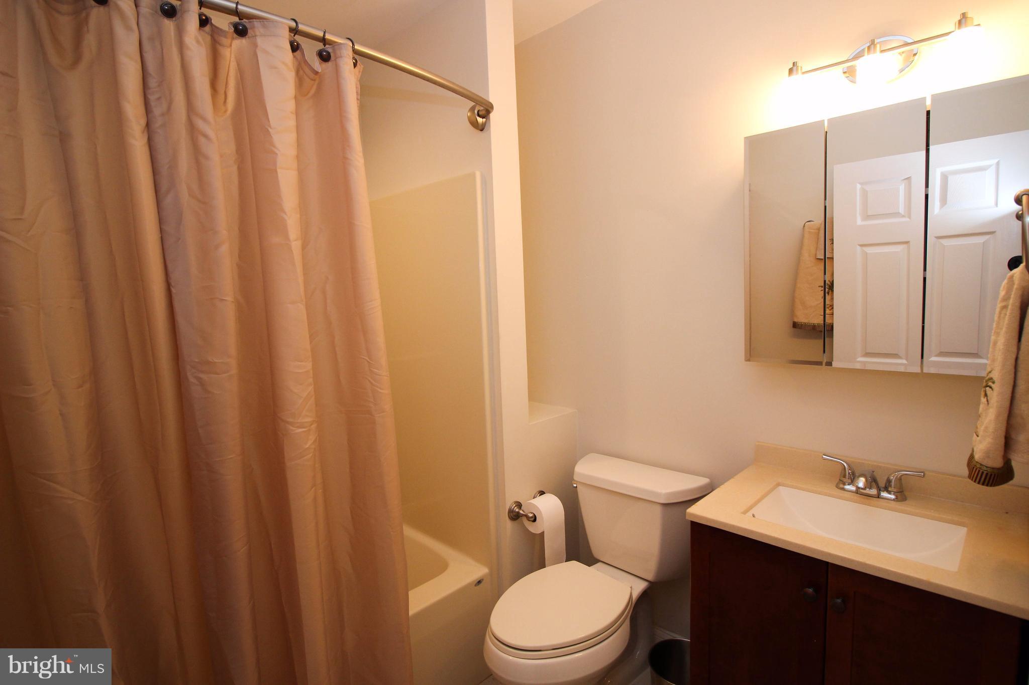 ESSEX - Commercial Sale