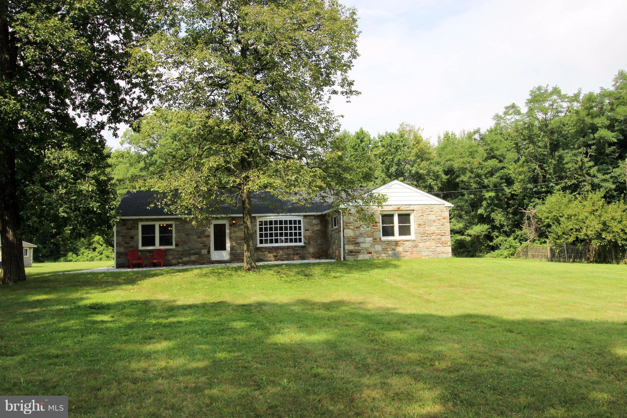 ESSEX - Commercial Sale