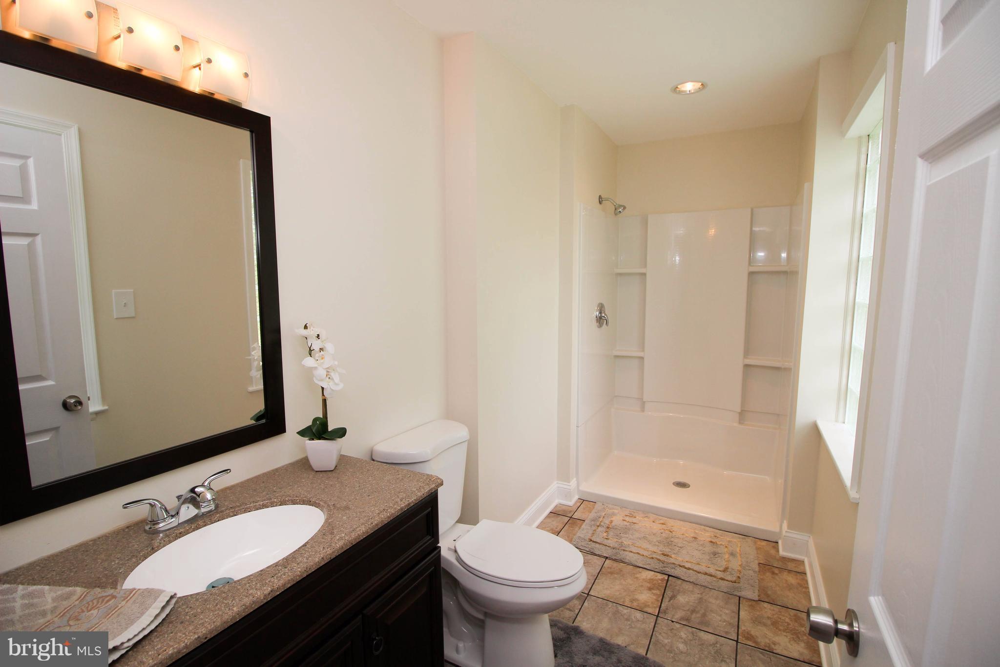 ESSEX - Commercial Sale