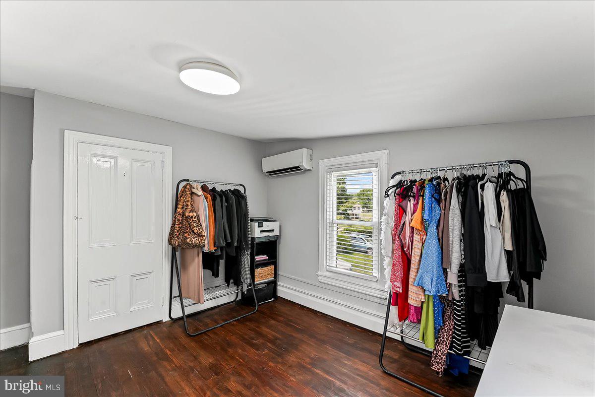 MAIN STREET VILLAG - Residential