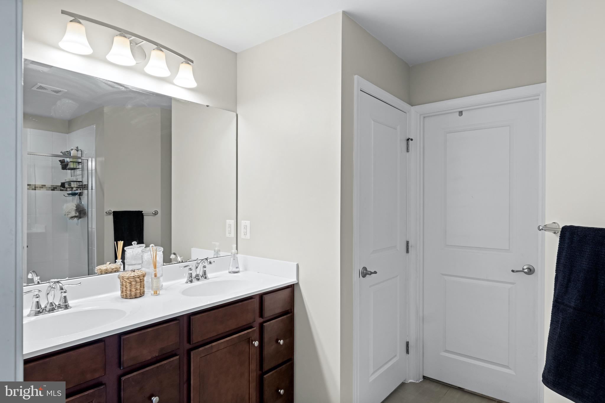 NORTH RIDGE ESTATES - Residential