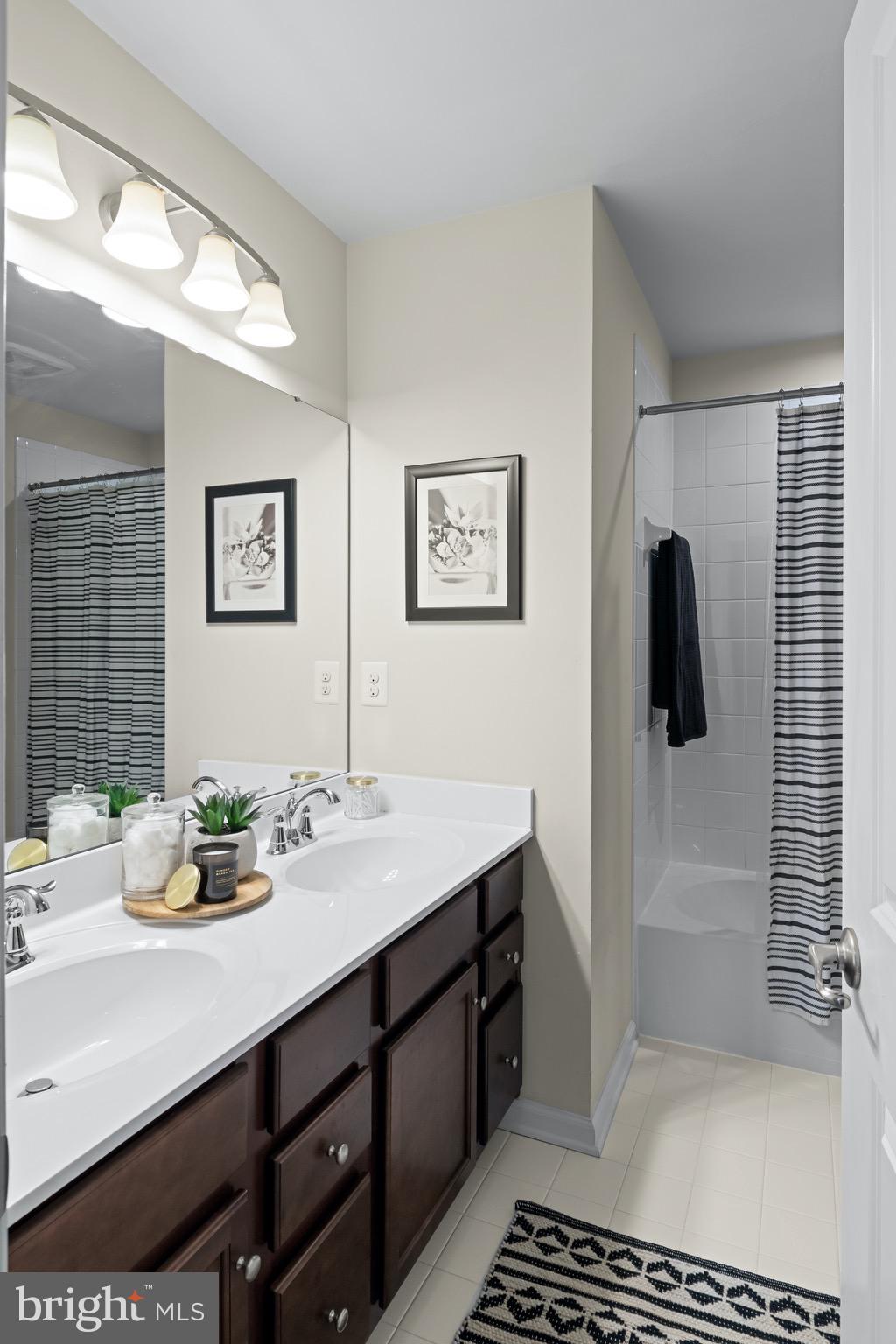 NORTH RIDGE ESTATES - Residential