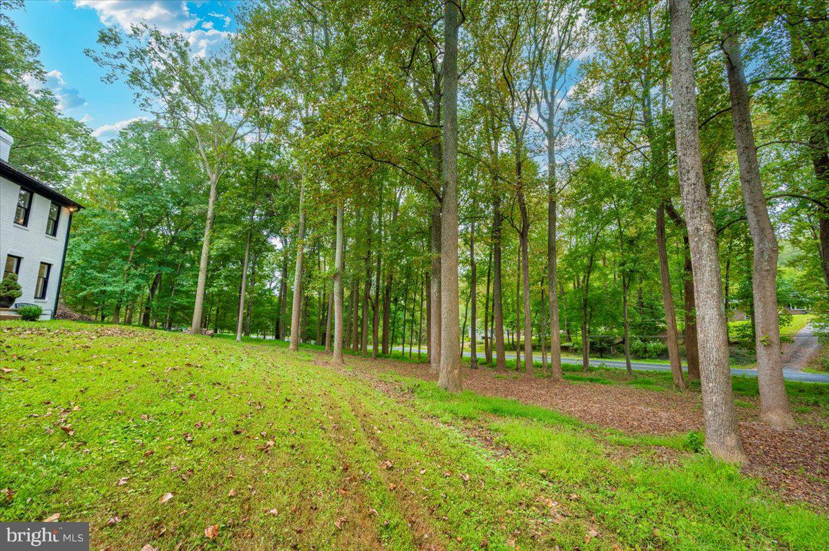 UPPER SENECA CREST - Residential Lease