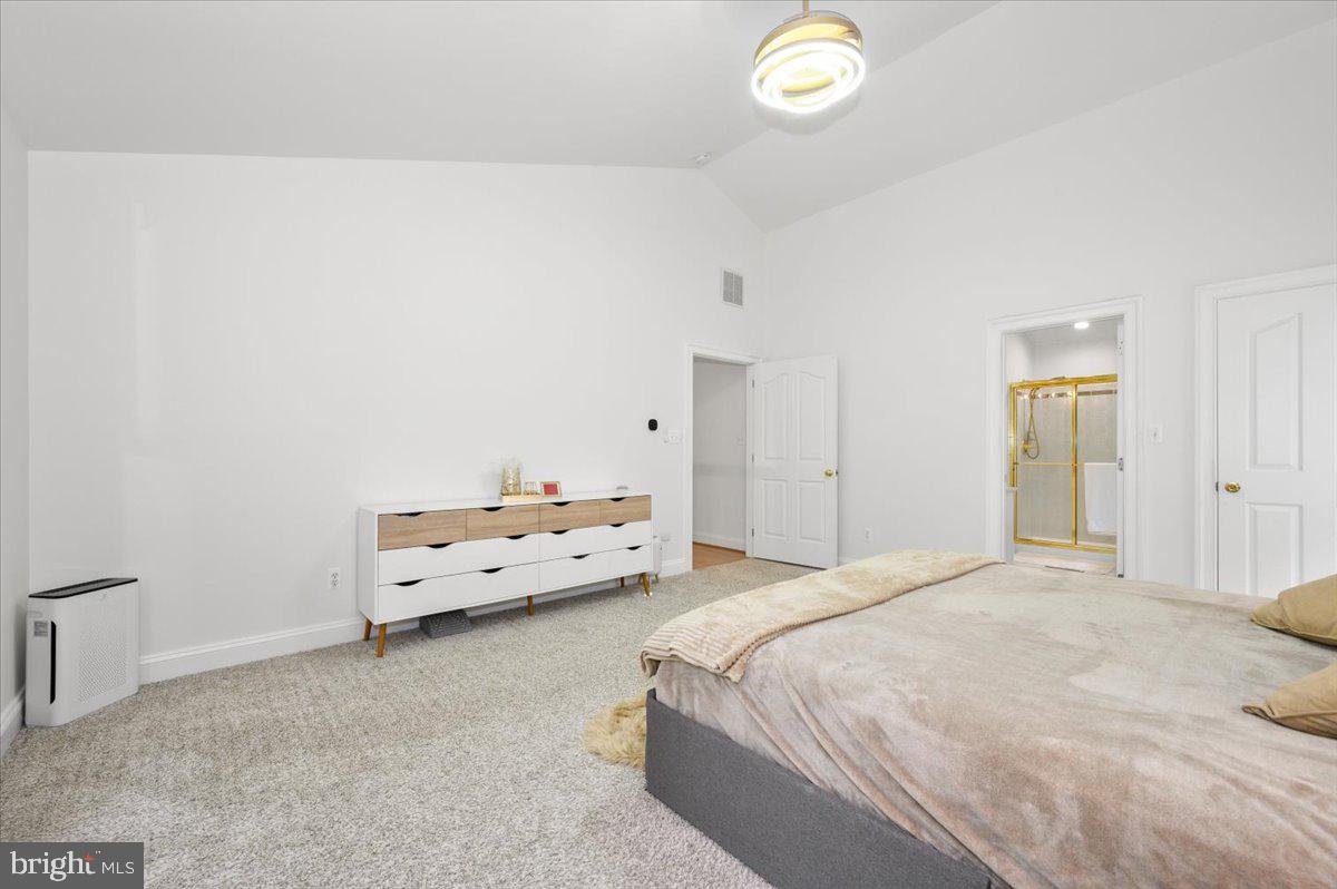 UPPER SENECA CREST - Residential Lease