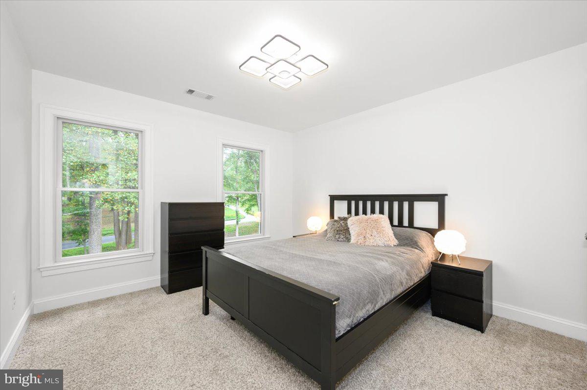 UPPER SENECA CREST - Residential Lease