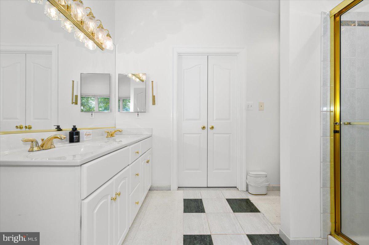 UPPER SENECA CREST - Residential Lease