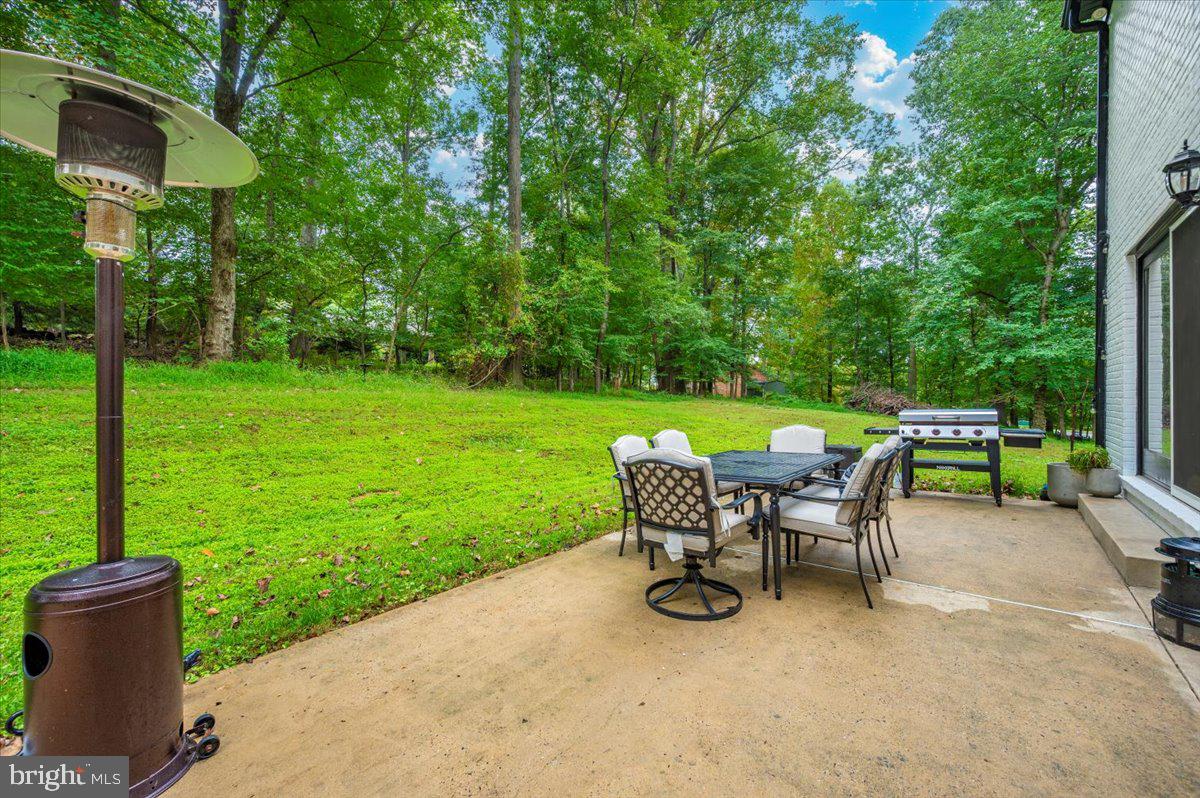 UPPER SENECA CREST - Residential Lease