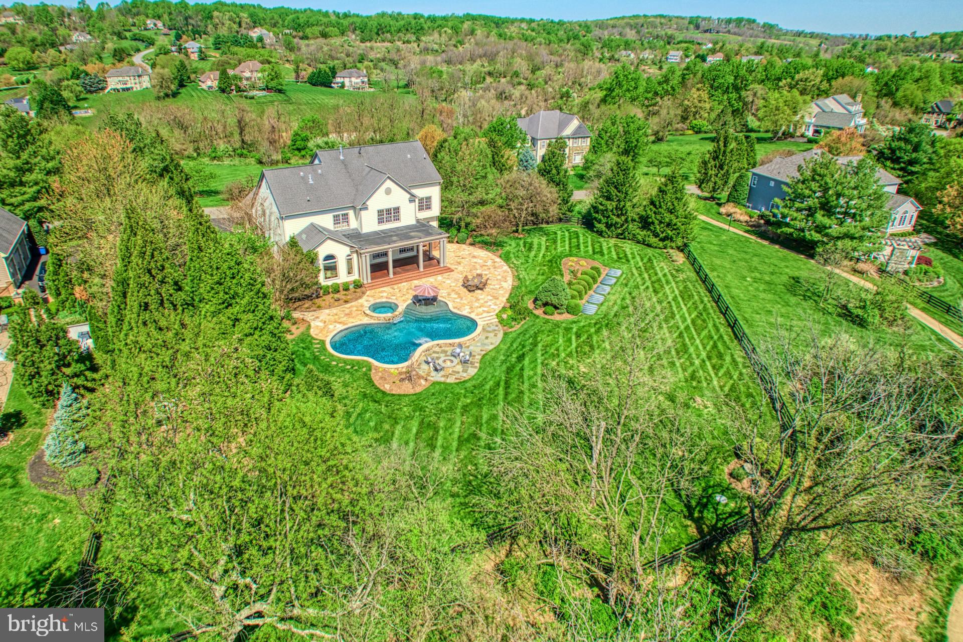 BEACON HILL - Residential