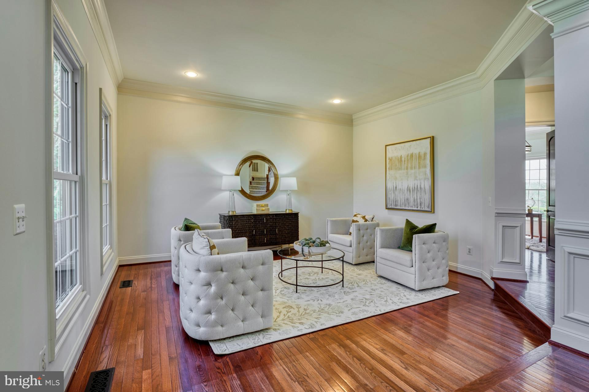 BEACON HILL - Residential