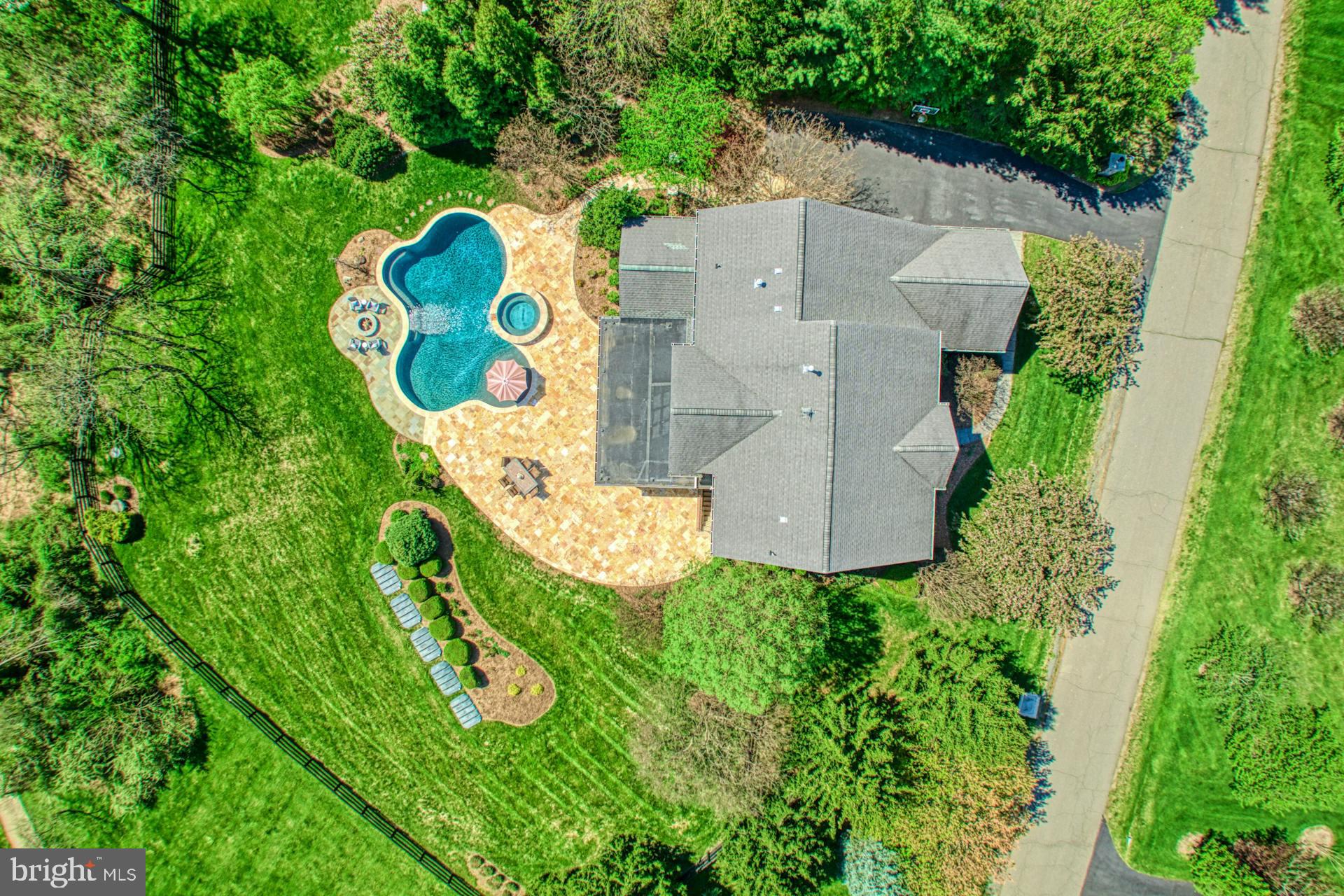 BEACON HILL - Residential