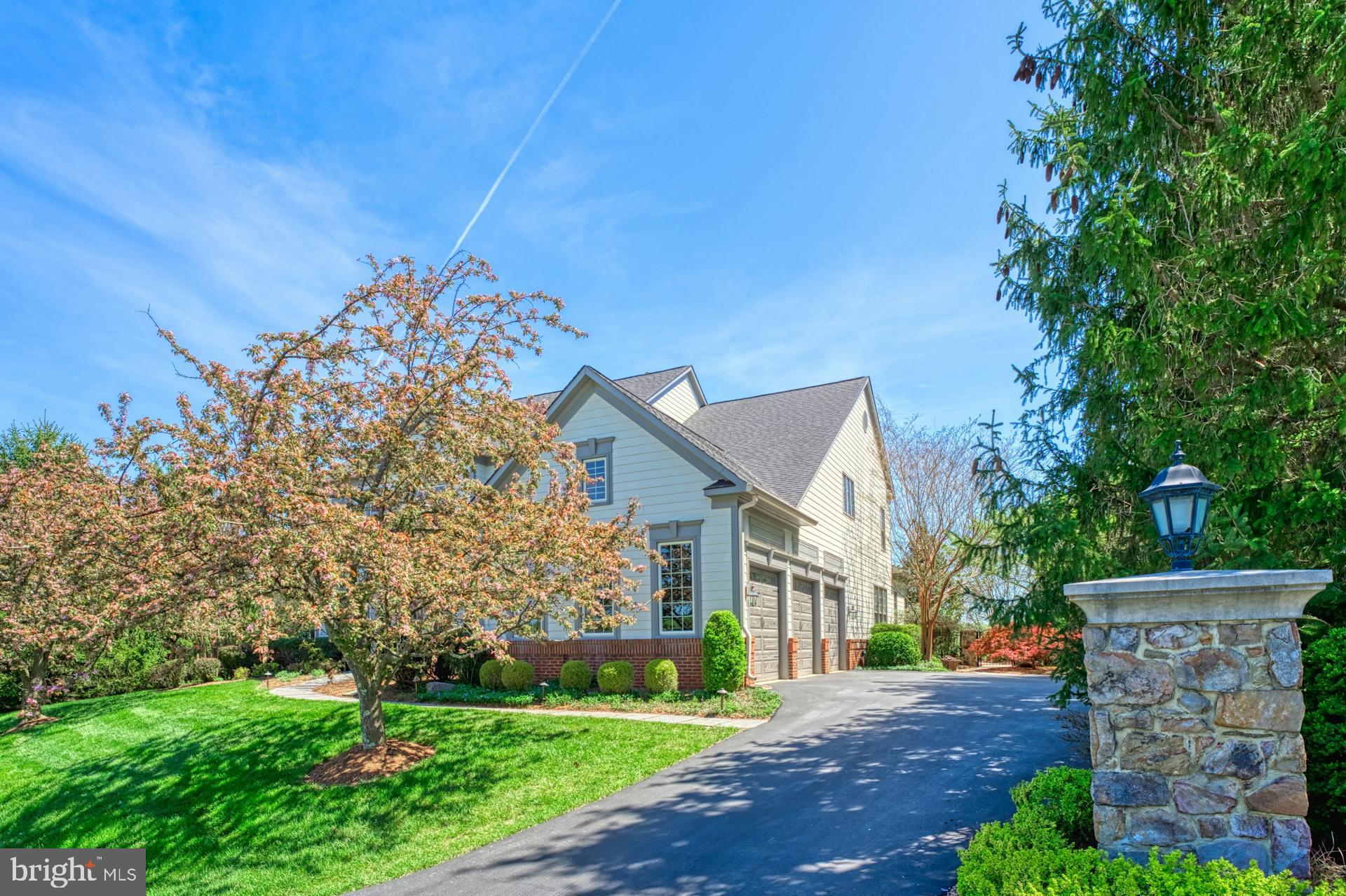 BEACON HILL - Residential