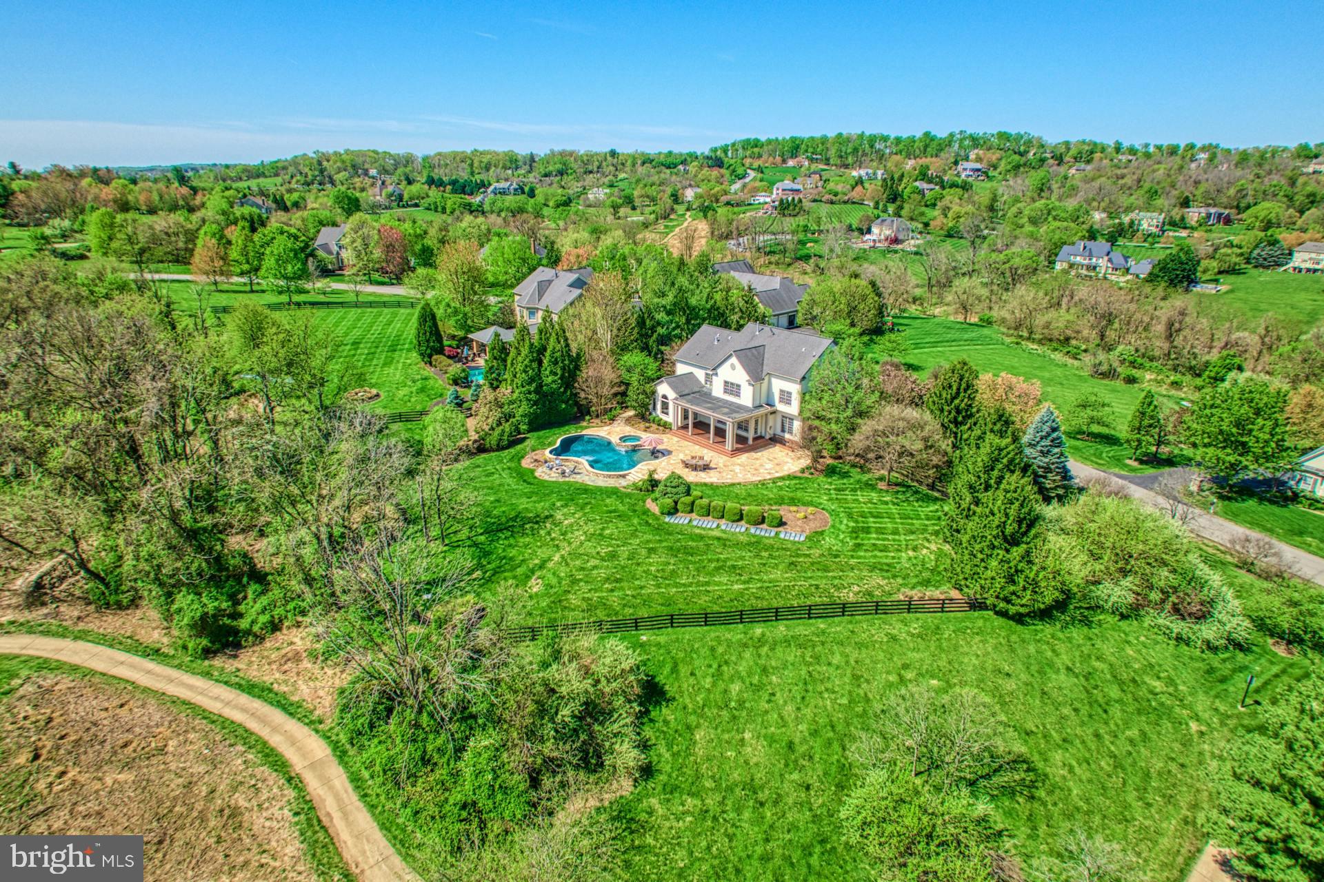 BEACON HILL - Residential