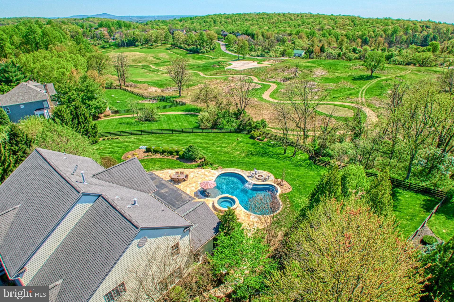 BEACON HILL - Residential