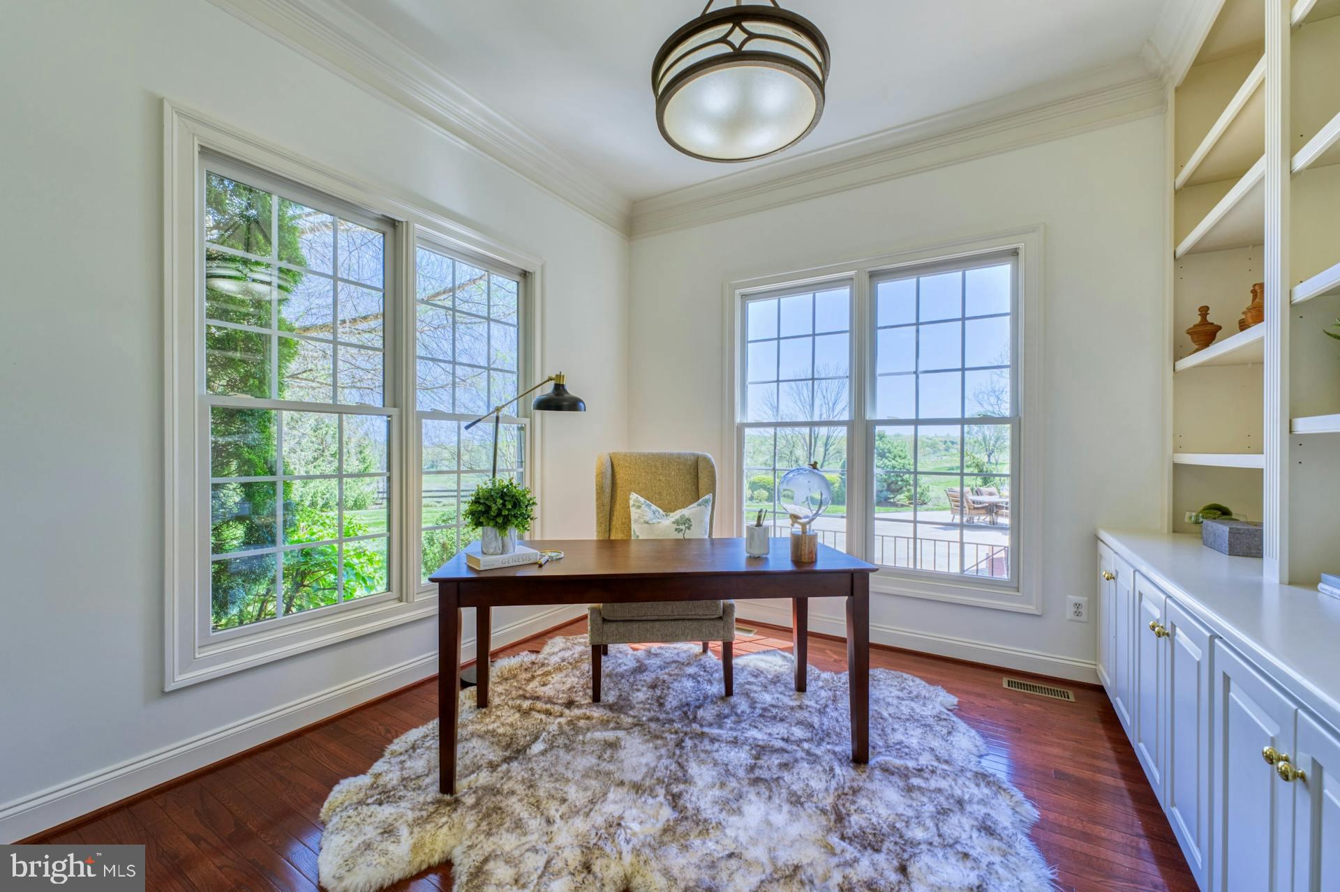 BEACON HILL - Residential