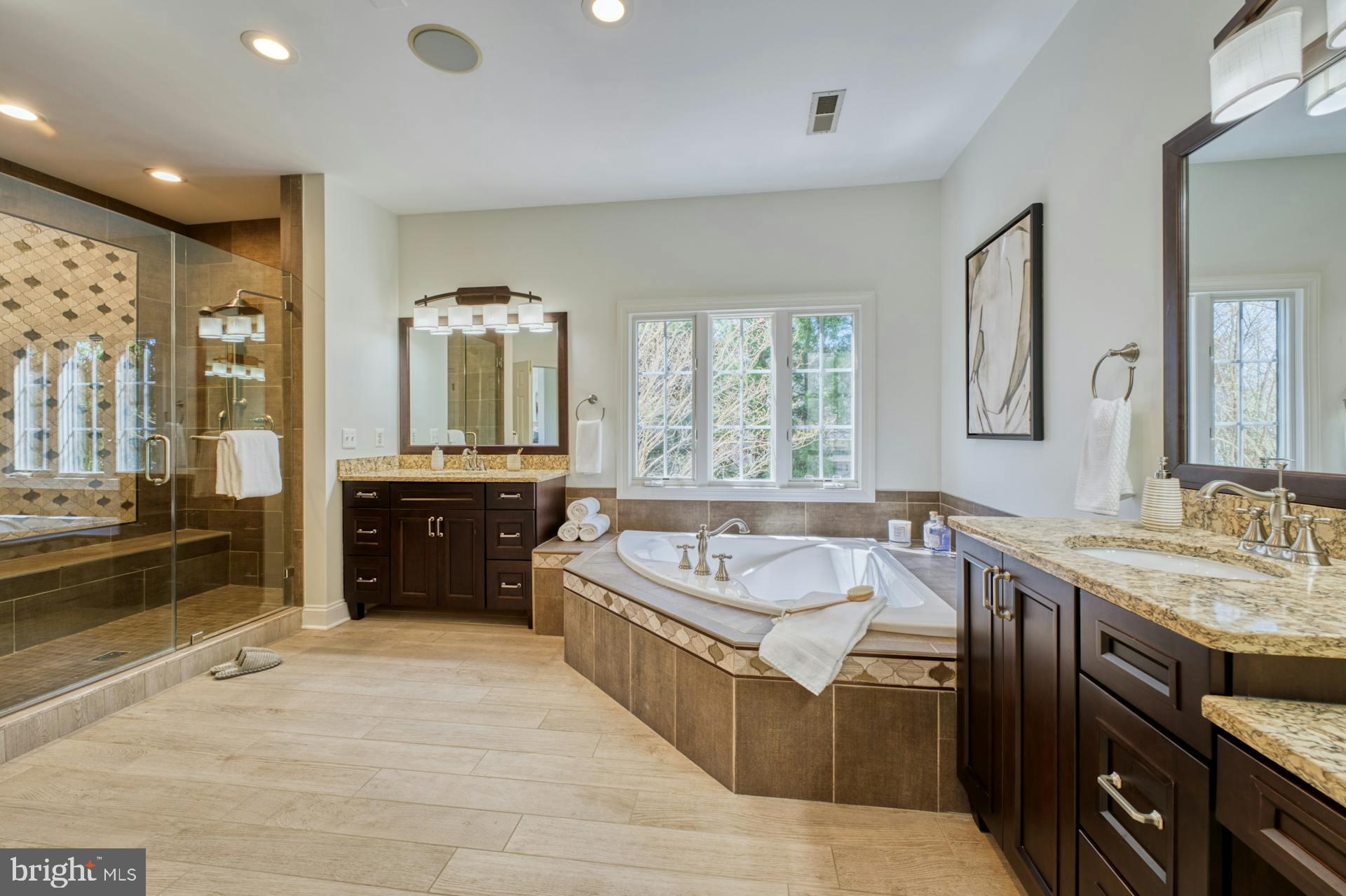 BEACON HILL - Residential