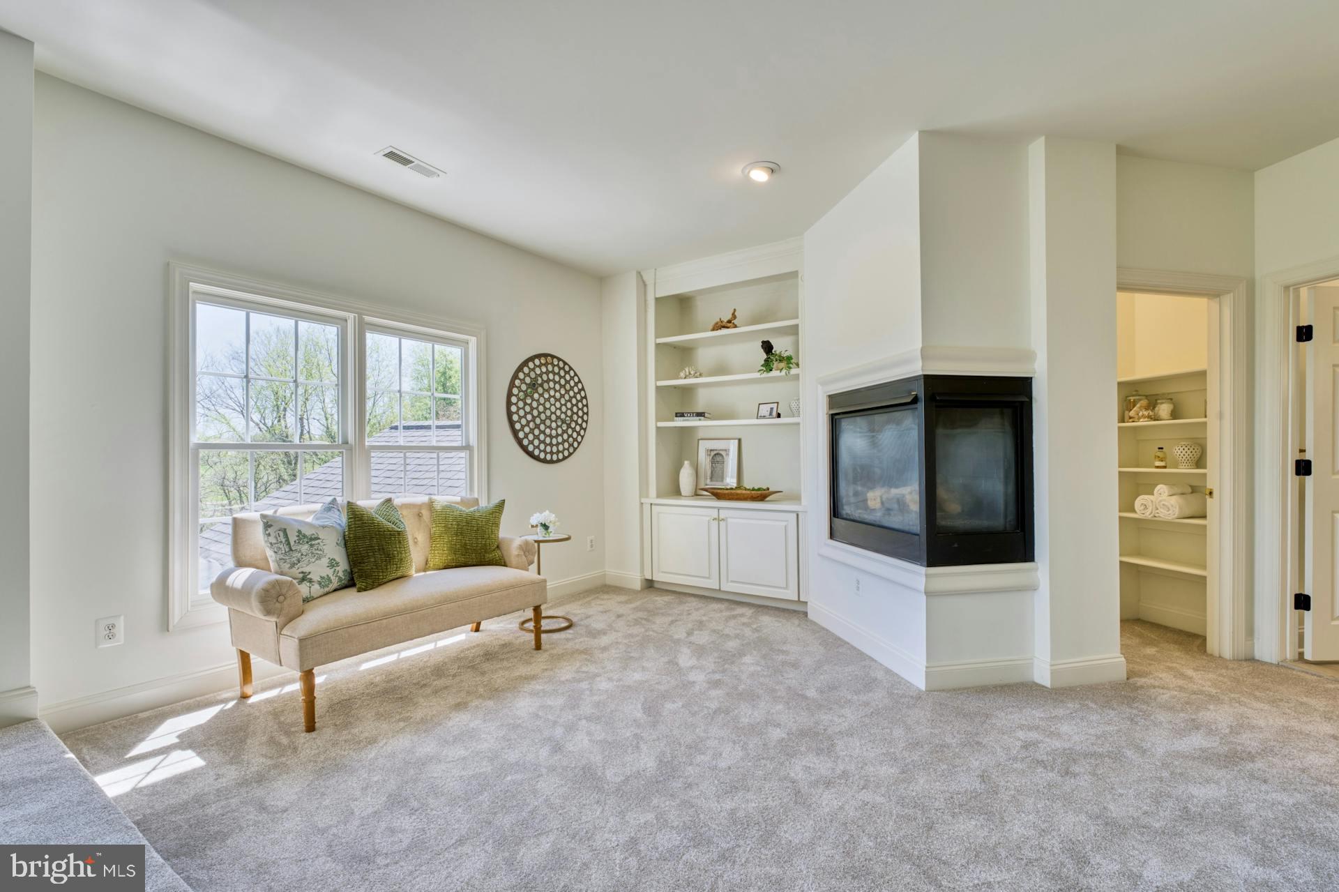 BEACON HILL - Residential