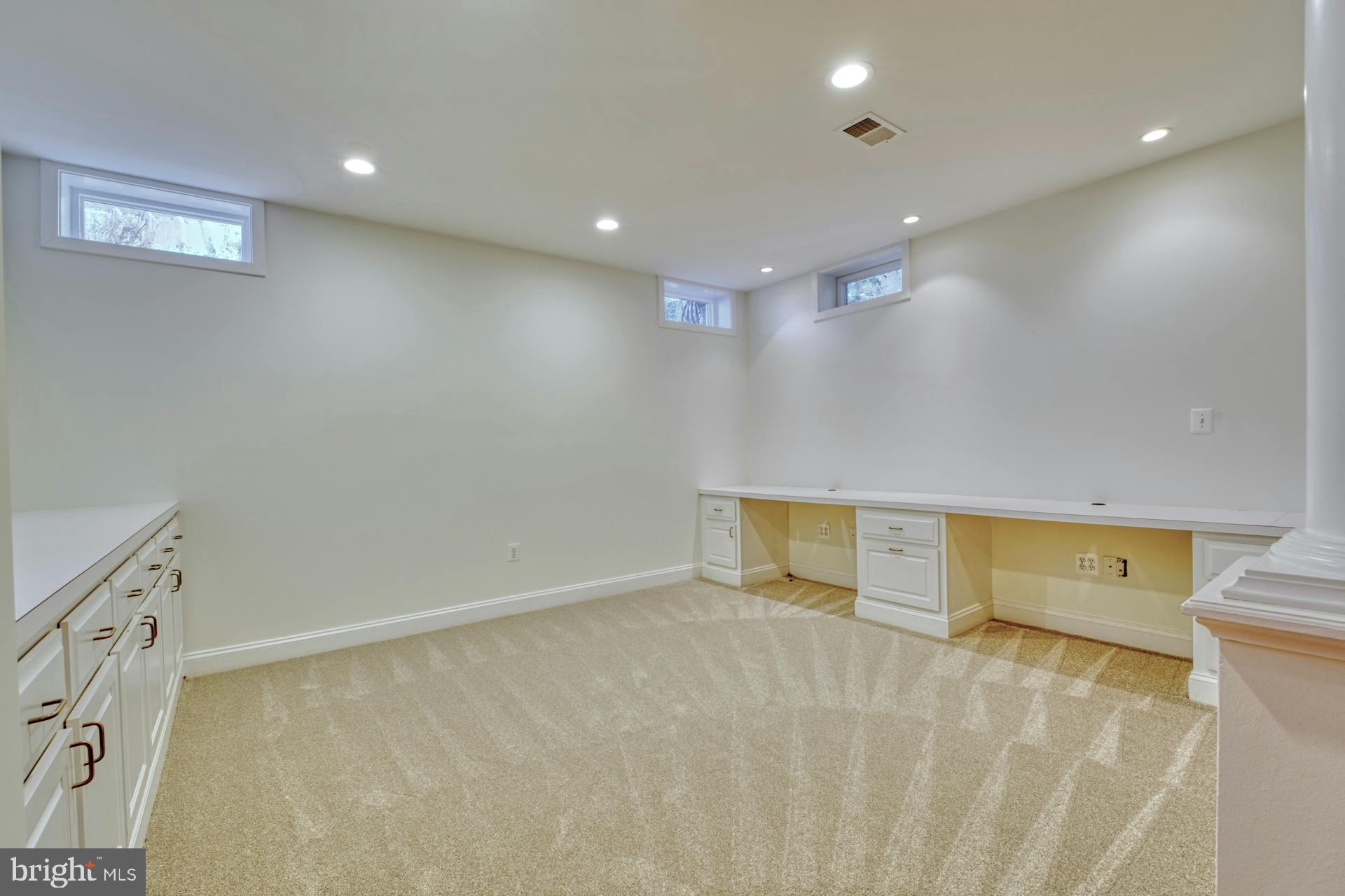 BEACON HILL - Residential