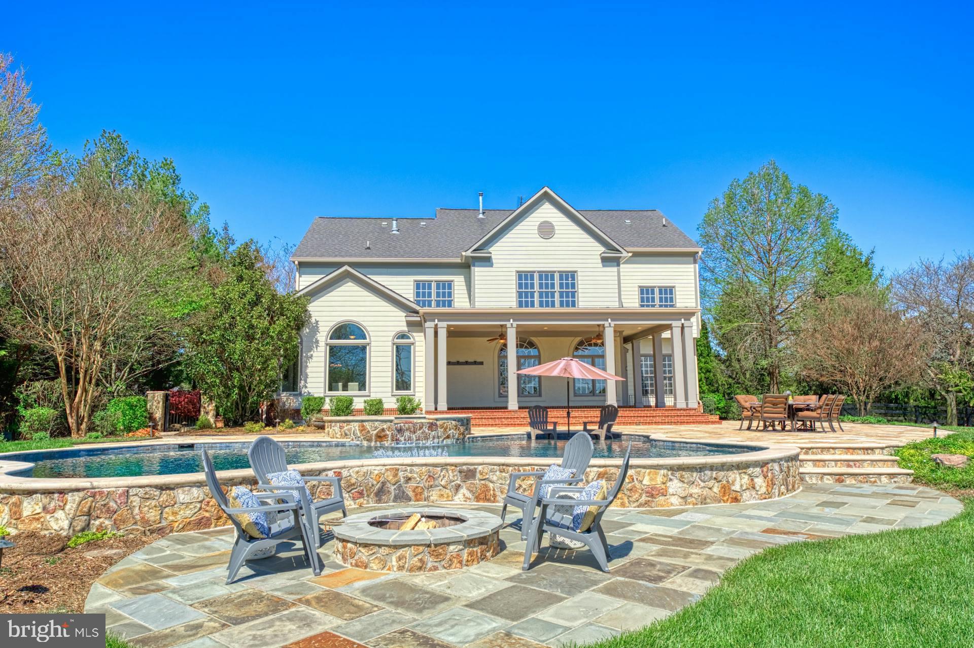 BEACON HILL - Residential