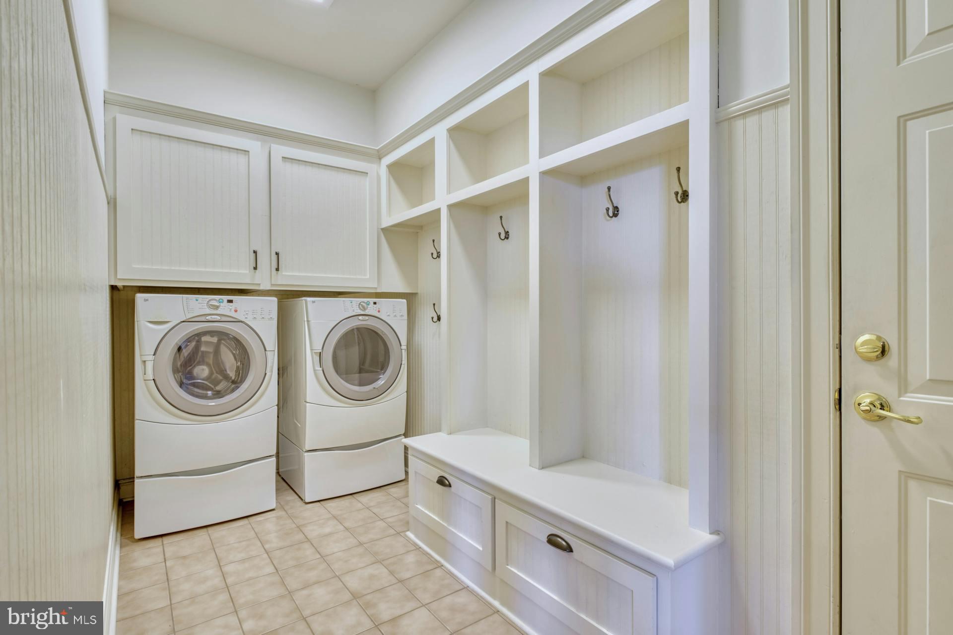 BEACON HILL - Residential