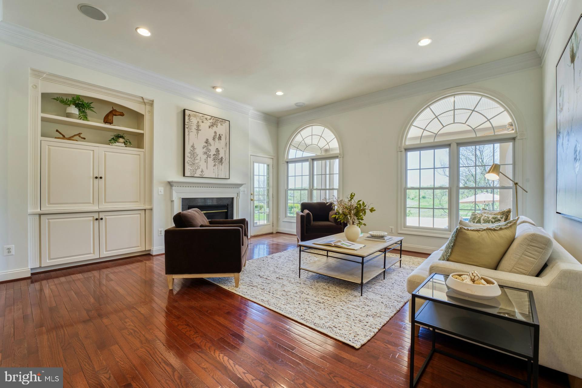 BEACON HILL - Residential